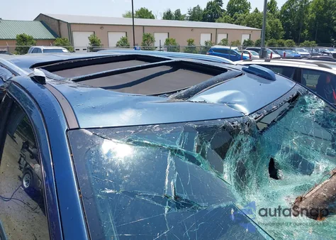 2025 Chevrolet Tahoe 4Wd Lt z USA, uszkodzony, nr VIN 1GNS6NRDXSR161990